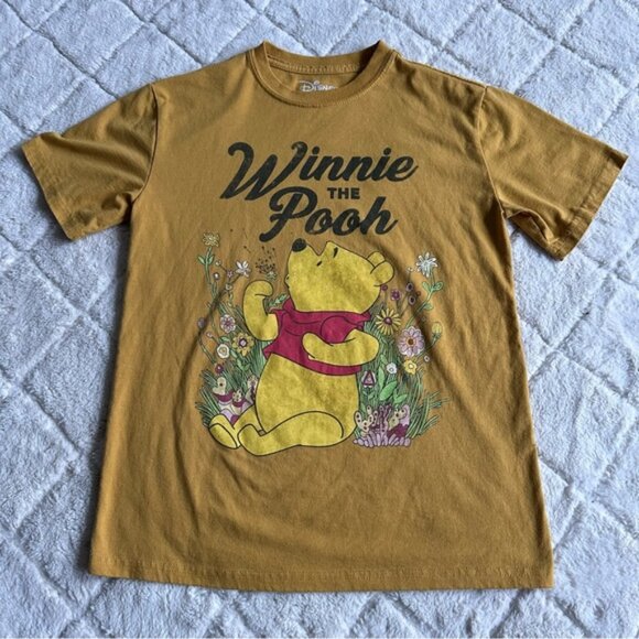 Disney | Floral Winnie The Pooh Boyfriend Crew Neck Tee | Size Extra Small - Picture 2 of 7